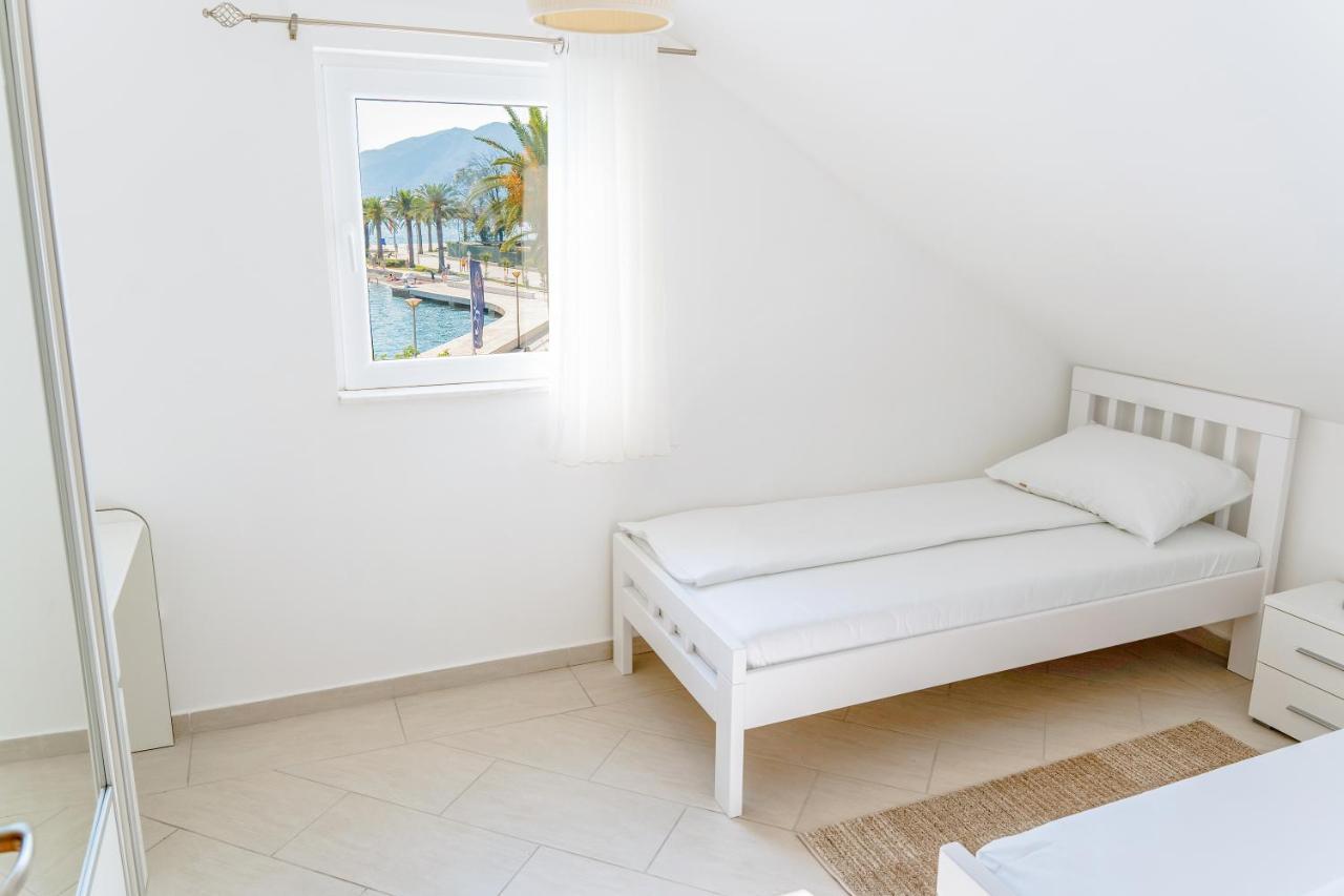 טיווט Seafront Apartments מראה חיצוני תמונה