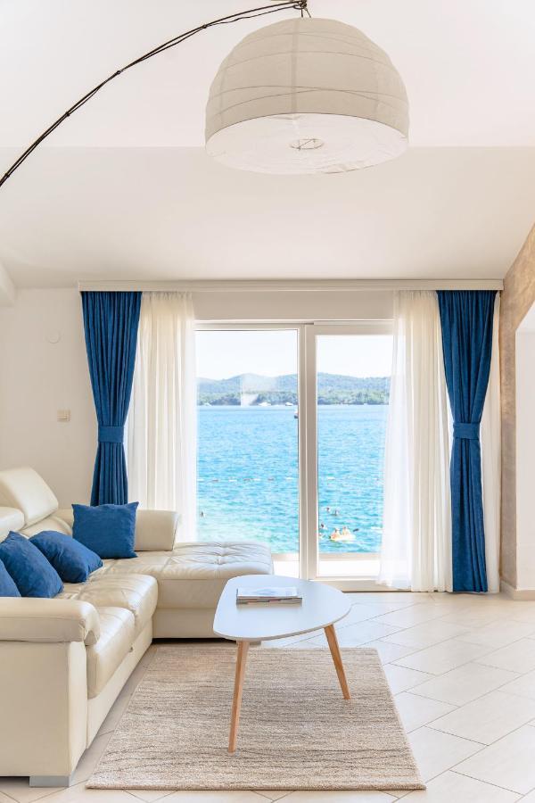 טיווט Seafront Apartments מראה חיצוני תמונה