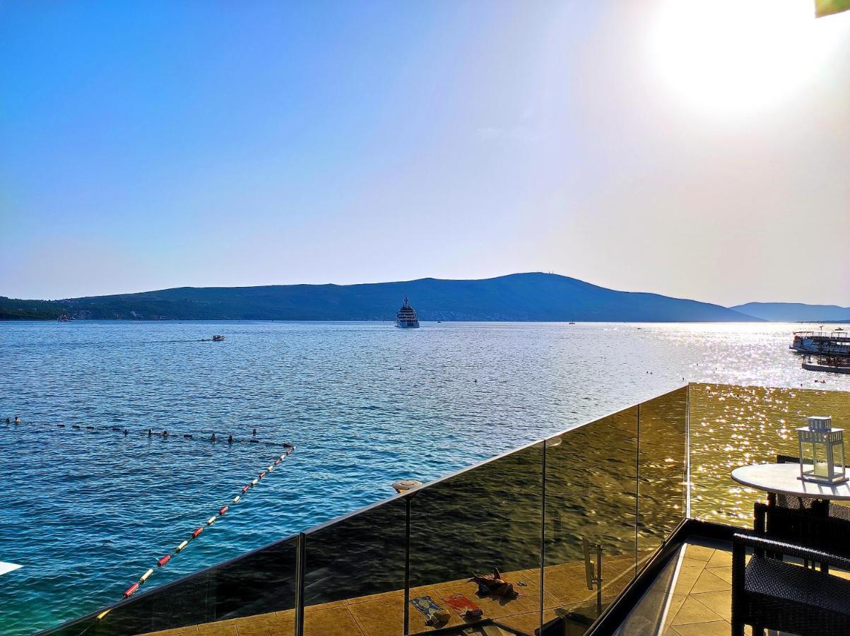 טיווט Seafront Apartments מראה חיצוני תמונה